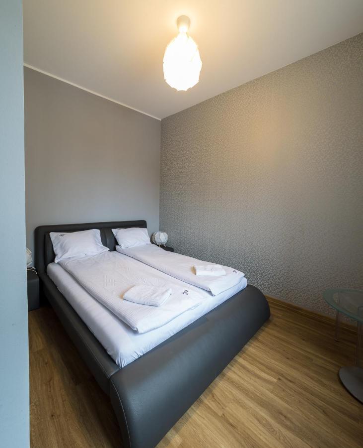 Vigo Hotel Лодзь Екстер'єр фото